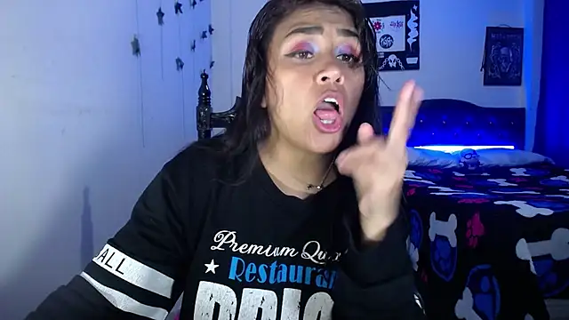 pinky violeta online show from January 2025 07:56:02 PM