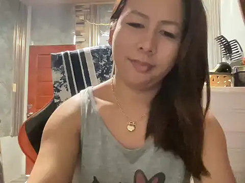 UrLove Marga online show from June 2026 10:25:01 PM