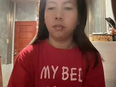 UrLove Marga online show from June 2026 10:37:01 PM