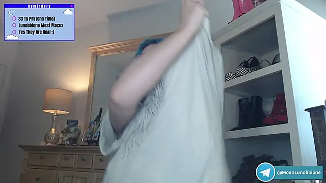 Lunobbione online show from March 2026 08:56:02 PM