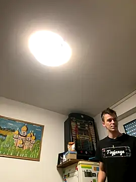 Toyjungee online show from October 2025 12:03:01 PM