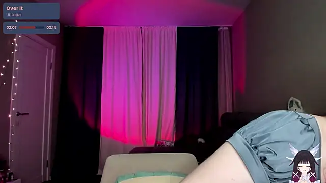 p1nkypaws online show from June 2026 10:02:01 PM