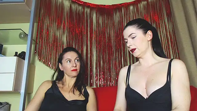 Snapshot of BDSMStars chatting on December 2024 03:55:01 PM BDSMStars online show from December 2024 03:55:01 PM