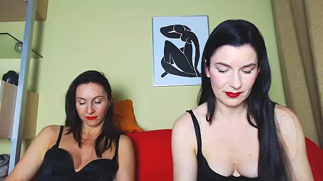 Snapshot of BDSMStars chatting on January 2025 03:58:02 PM BDSMStars online show from January 2025 03:58:02 PM