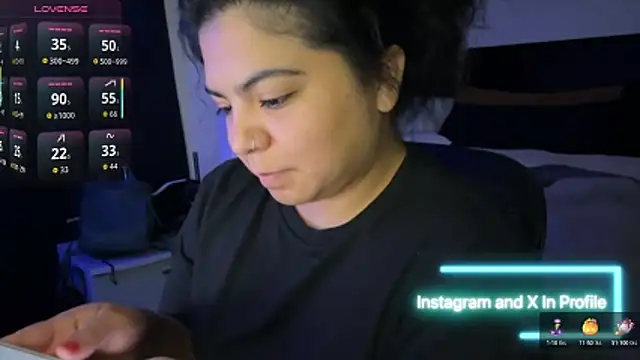 kimmiakiss22 online show from October 2025 03:28:02 AM