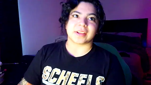 kimmiakiss22 online show from November 2025 10:02:01 PM