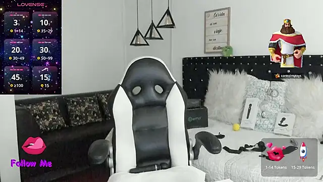 natasha logan  online show from January 2025 11:06:01 AM