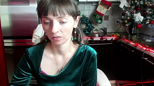 TayanaJons online show from December 2024 10:58:02 AM