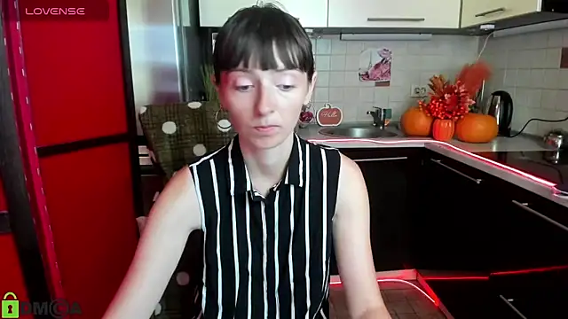 TayanaJons online show from September 2025 06:49:01 AM