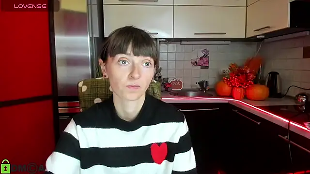 TayanaJons online show from September 2025 07:02:01 AM