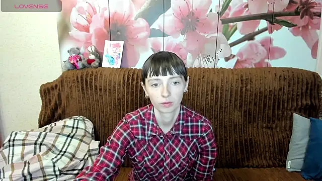 TayanaJons online show from June 2026 07:11:02 AM