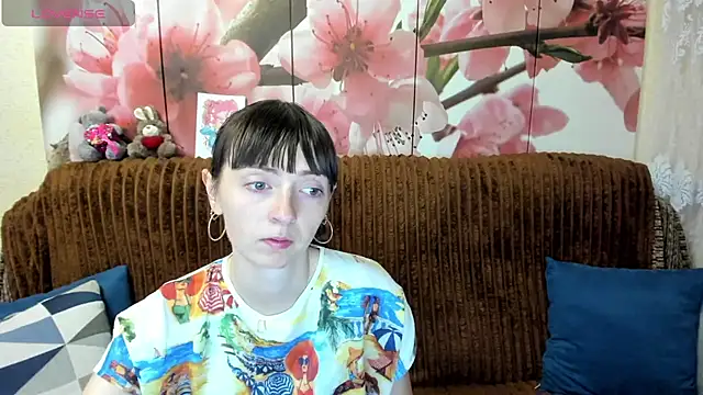 TayanaJons online show from June 2026 07:18:02 AM