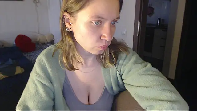 Snapshot of amanda_kiss_kiss chatting on December 2024 01:17:01 PM amanda kiss kiss online show from December 2024 01:17:01 PM
