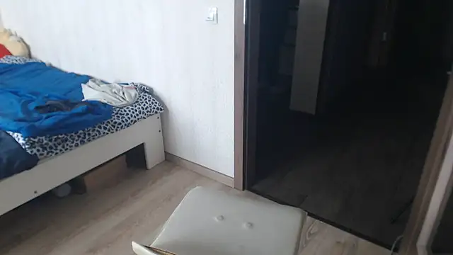 amanda kiss kiss online show from June 2026 12:44:02 PM