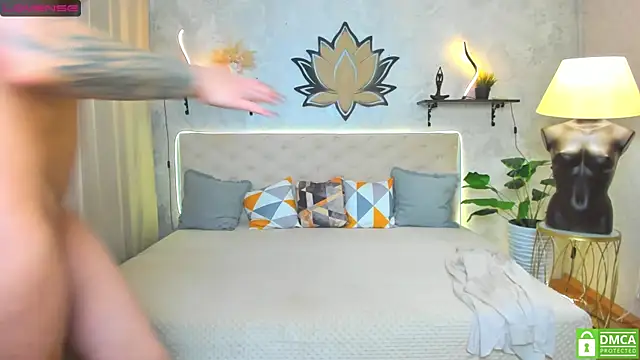 StripBianka online show from April 2026 07:25:02 AM