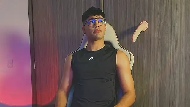 Snapshot of Jimmy_Leeh_ chatting on October 2025 03:12:02 AM Jimmy Leeh online show from October 2025 03:12:02 AM