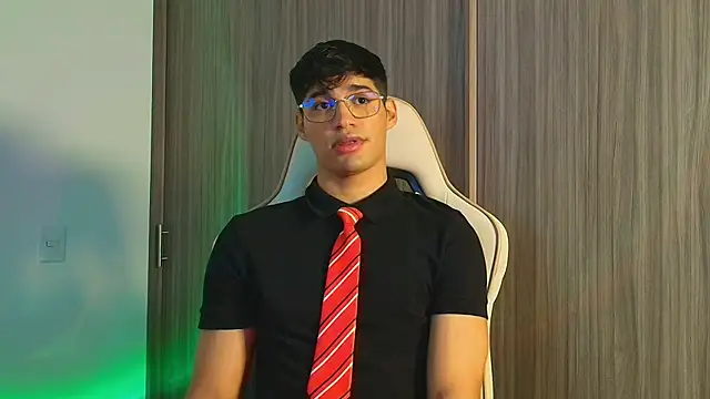 Snapshot of Jimmy_Leeh_ chatting on November 2025 04:11:02 AM Jimmy Leeh online show from November 2025 04:11:02 AM