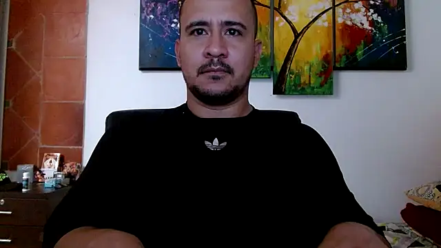 christian colombian1 online show from December 2024 12:28:02 PM