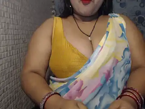 Snapshot of Oh_Maya chatting on March 2025 05:41:02 PM Oh Maya online show from March 2025 05:41:02 PM