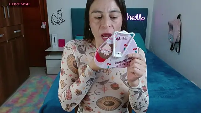 Snapshot of antonella_sweet33 chatting on May 2026 08:46:02 PM antonella sweet33 online show from May 2026 08:46:02 PM
