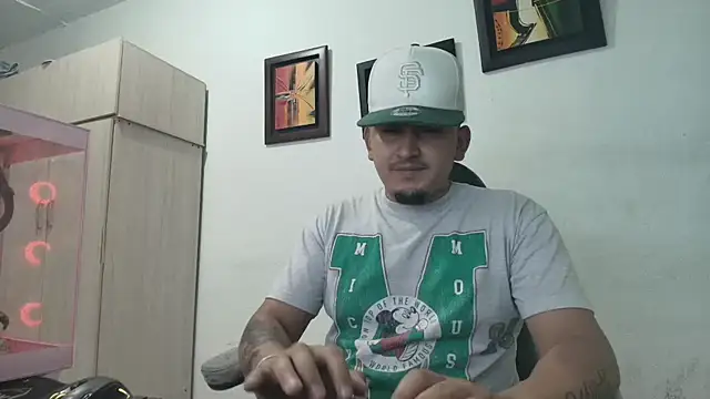 myke andrade online show from November 2025 10:45:01 PM