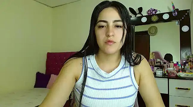 Snapshot of Dakota_bumm chatting on December 2024 08:04:01 PM Dakota bumm online show from December 2024 08:04:01 PM