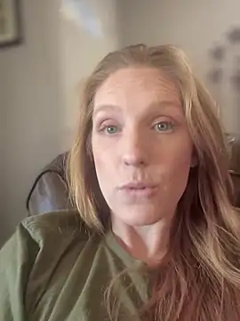 GoldenFlameGoddess online show from February 2025 07:19:02 PM