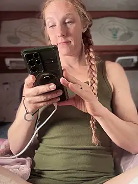 GoldenFlameGoddess online show from March 2025 08:09:01 PM