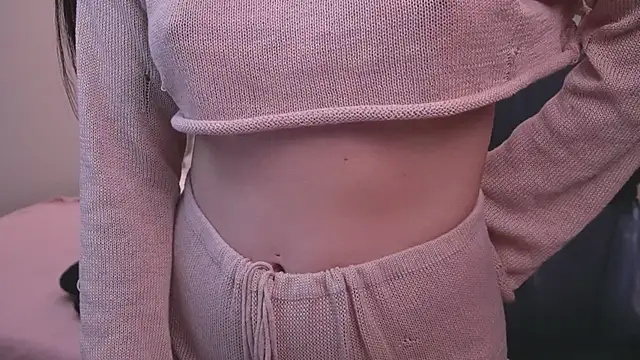 Molly Jons online show from February 2026 01:04:01 AM