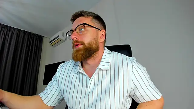 Findom guy online show from April 2026 03:03:02 PM