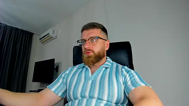 Findom guy online show from April 2026 05:30:01 PM