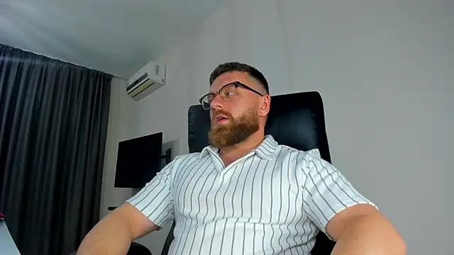 Findom guy online show from April 2026 05:19:02 PM