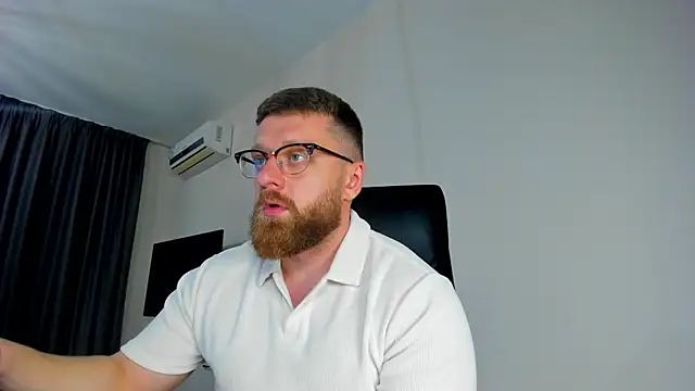 Findom guy online show from May 2026 05:39:01 PM