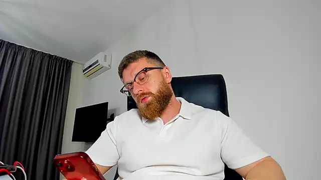 Findom guy online show from May 2026 05:29:01 PM