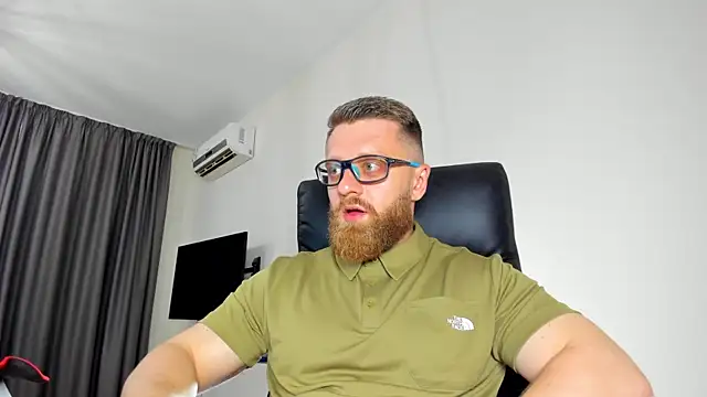 Findom guy online show from May 2026 03:51:01 PM