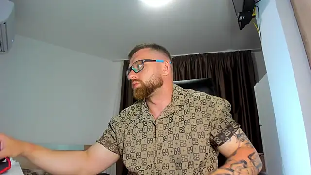 Findom guy online show from June 2026 05:21:02 PM