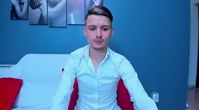 Snapshot of andboyfor6 chatting on February 2025 12:37:02 PM andboyfor6 online show from February 2025 12:37:02 PM