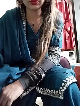 Noor Darliing online show from April 2026 03:29:01 PM