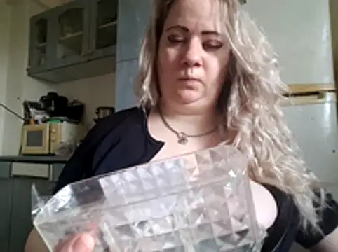 D Marinna online show from January 2025 01:16:02 PM