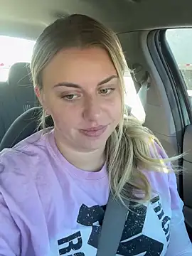 nicolesugarr online show from November 2025 07:04:02 PM