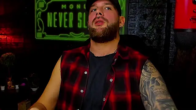 Snapshot of LexXHardy chatting on October 2025 12:15:02 PM LexXHardy online show from October 2025 12:15:02 PM