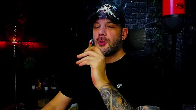 Snapshot of LexXHardy chatting on October 2025 12:00:01 AM LexXHardy online show from October 2025 12:00:01 AM