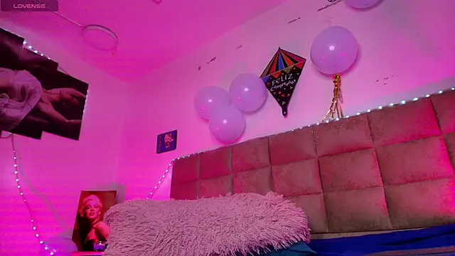  sex mia online show from October 2025 07:12:01 PM