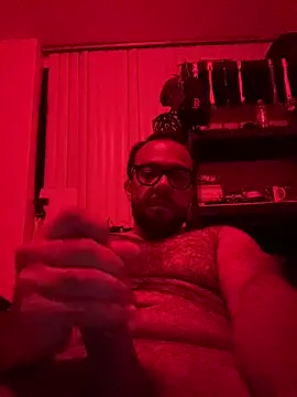 Snapshot of Luisrovers18 chatting on July 2026 04:32:02 AM Luisrovers18 online show from July 2026 04:32:02 AM