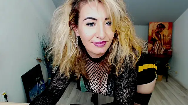 Snapshot of Cassandra_Hotty chatting on February 2025 11:03:01 AM Cassandra Hotty online show from February 2025 11:03:01 AM