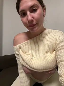 Snapshot of secretcrazy69 chatting on September 2025 02:43:02 PM secretcrazy69 online show from September 2025 02:43:02 PM