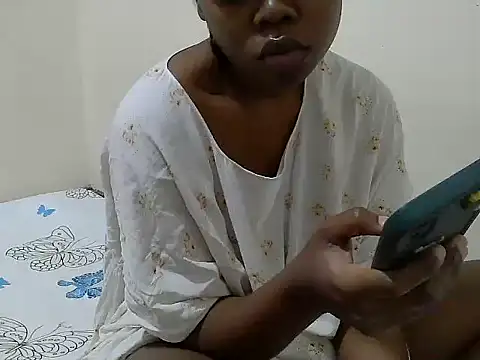 Snapshot of maggyjan chatting on November 2025 08:41:01 PM maggyjan online show from November 2025 08:41:01 PM