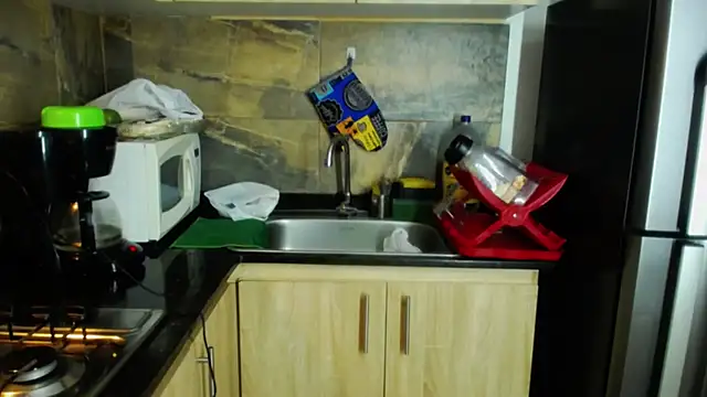 michacosio online show from October 2025 12:19:01 AM