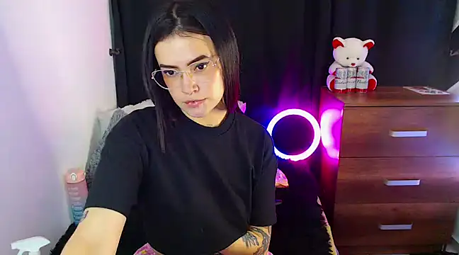 Snapshot of Isa_Maiden1 chatting on December 2024 06:39:01 AM Isa Maiden1 online show from December 2024 06:39:01 AM