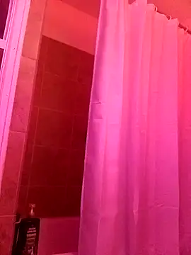 Snapshot of cammyquart chatting on December 2024 04:45:02 AM cammyquart online show from December 2024 04:45:02 AM